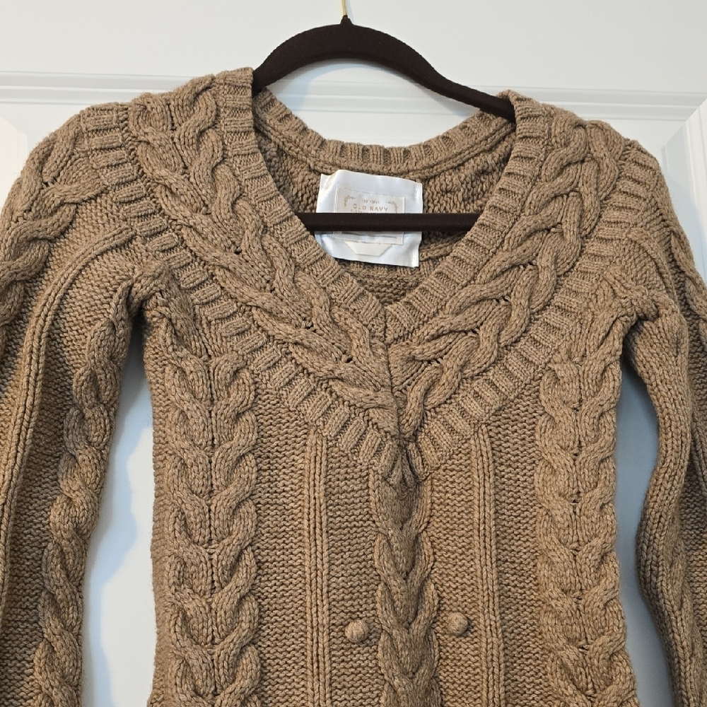 Old Navy V-Neck Cable Knit Sweater - Light Brown/Tan. Size XS - Picture 2 of 14